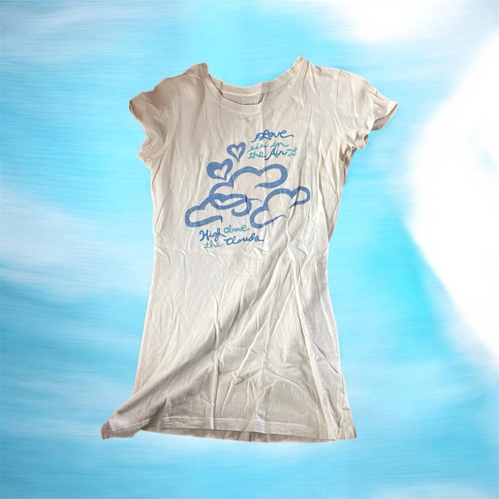 American Eagle Outfitters Cream Tee with Blue Graphic 542